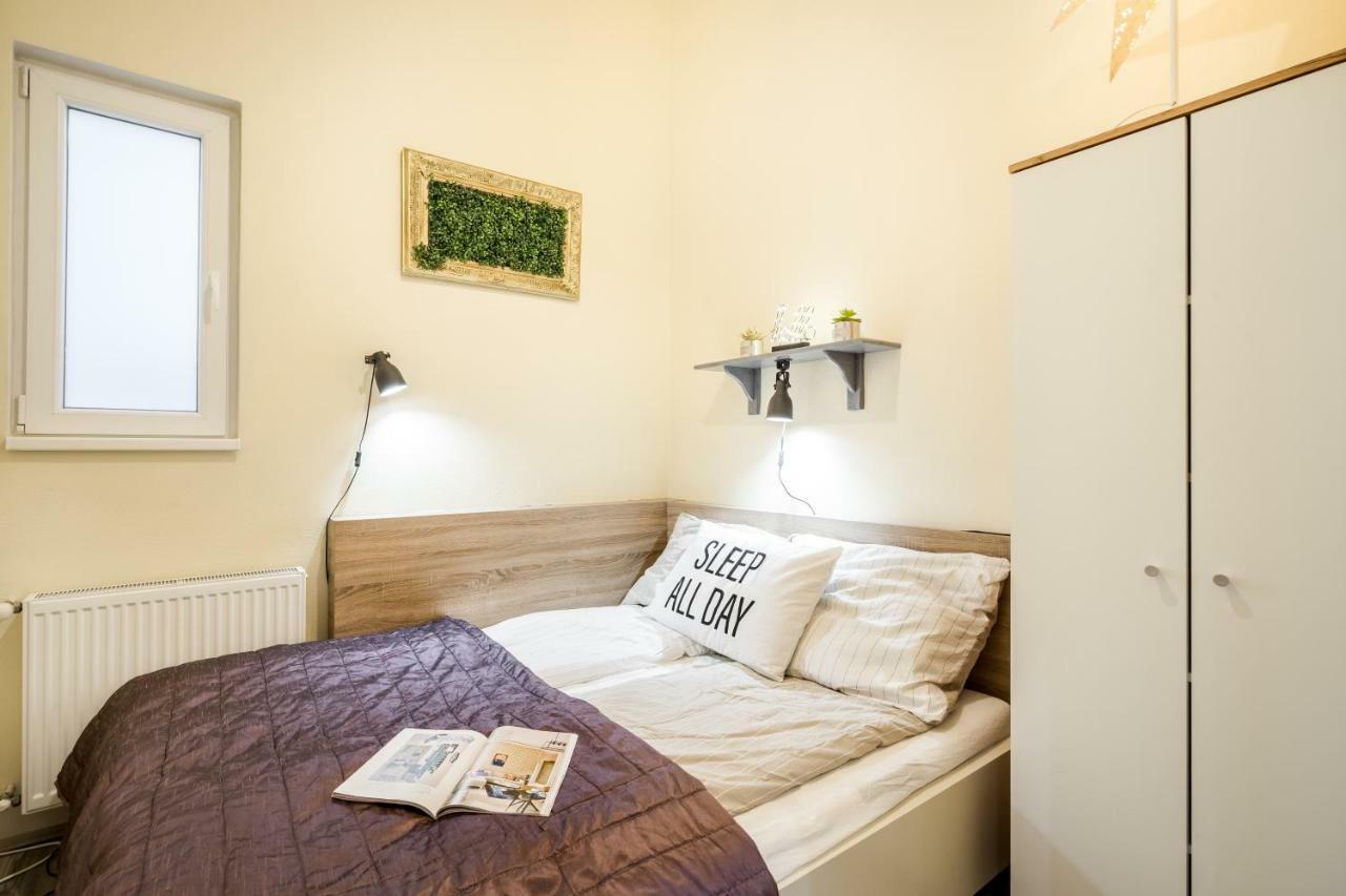 Ferienwohnung A9 Houseleek Astoria Budapest Exterior foto